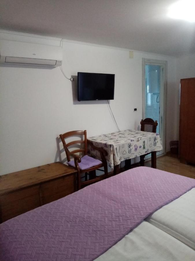 Rooms Serafin-Lavanda Motovun Luaran gambar
