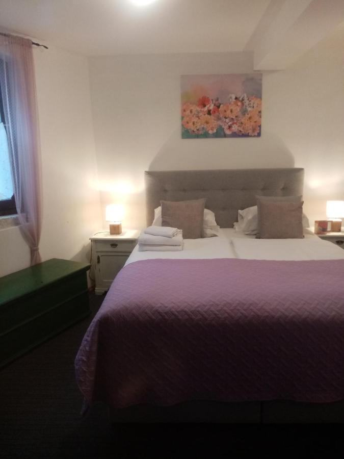 Rooms Serafin-Lavanda Motovun Luaran gambar